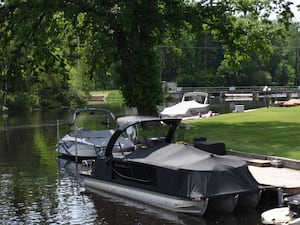Couple buys short-term lake rental near Dexter, then finds out they aren’t allowed